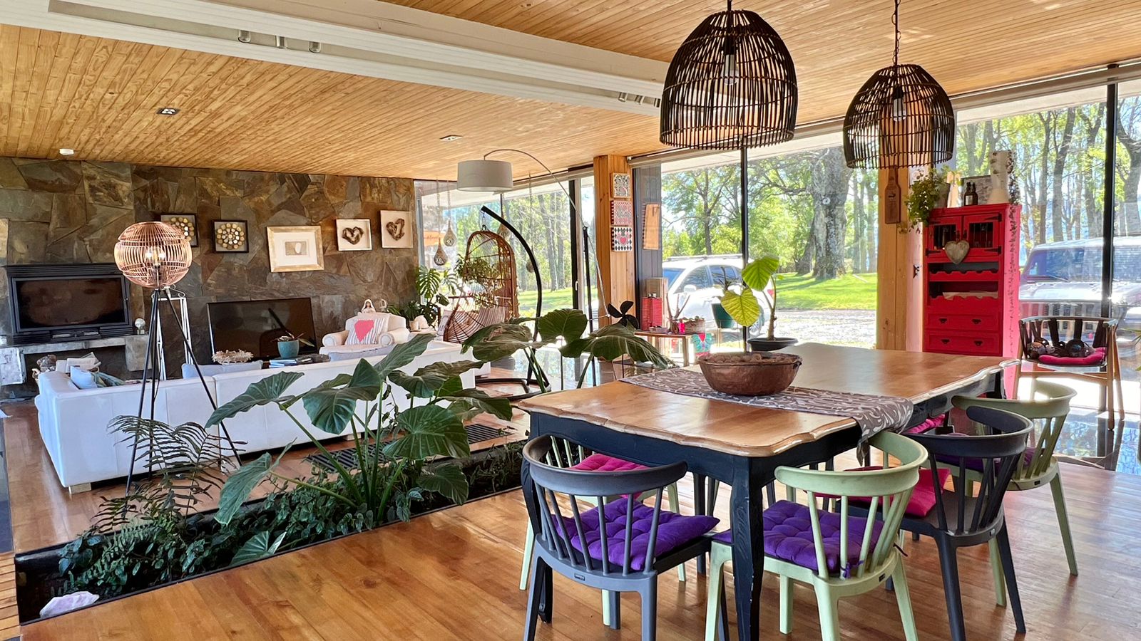 24eb3131-3e44-43c2-b0e0-3696364f63a6