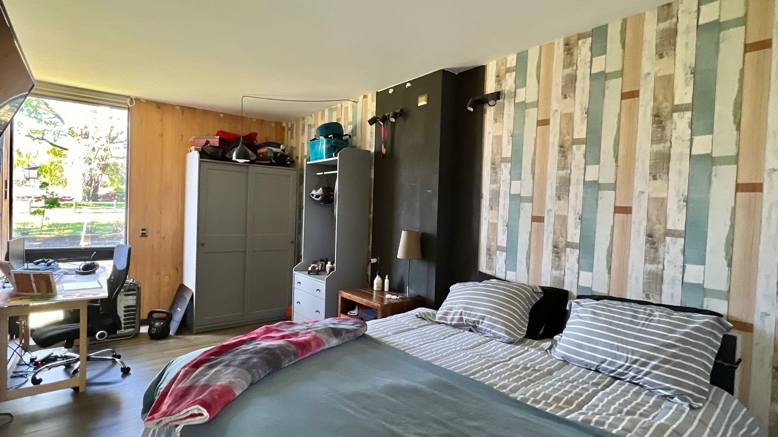 7e546627-8cb5-4a59-96c4-72fb3eb54183