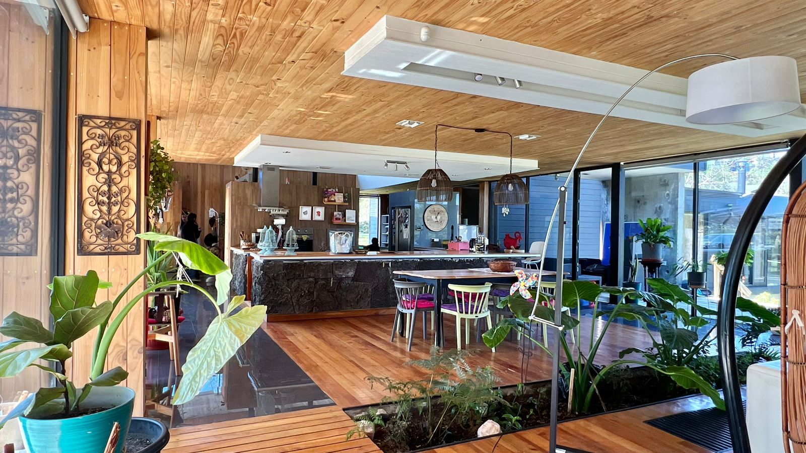 f1218b7e-4c54-46c1-8b2e-314ad8e4490a