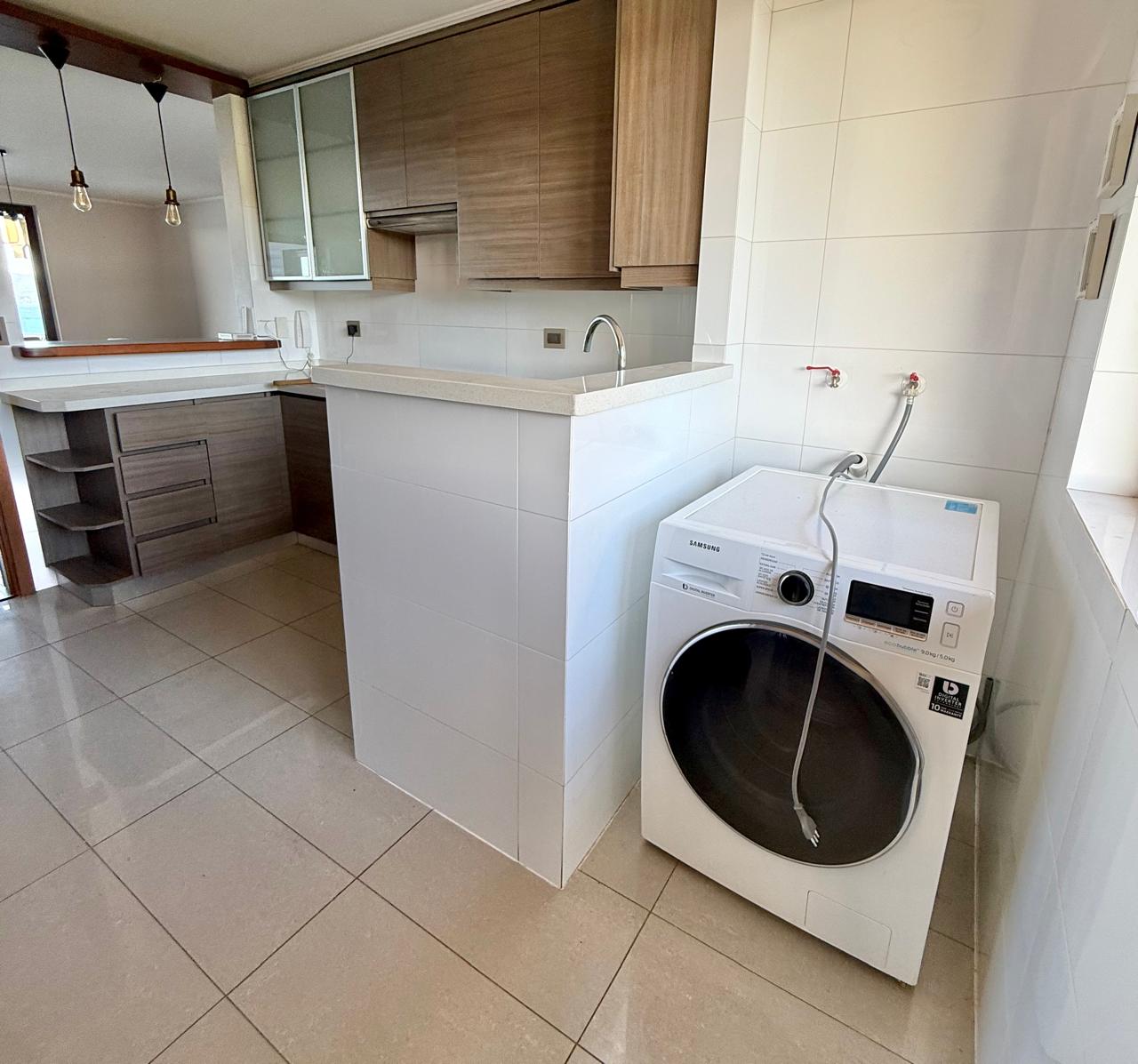 b6ed6b8d-6be8-4317-902b-ebd5f5cff391