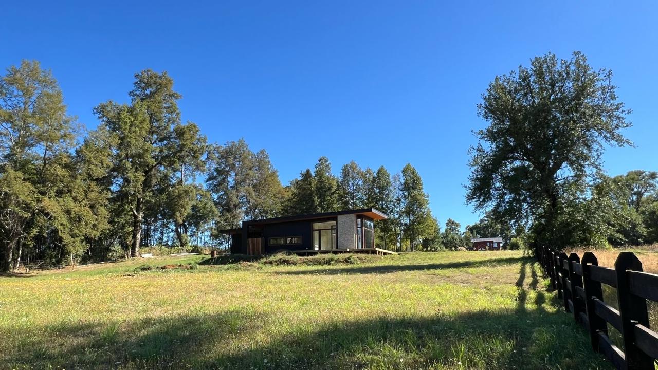 WhatsApp Image 2025-03-17 at 22.59.39 (1)