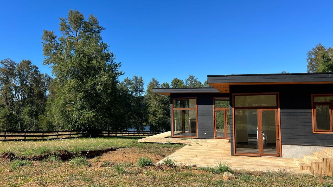 WhatsApp Image 2025-03-17 at 22.59.40 (2)