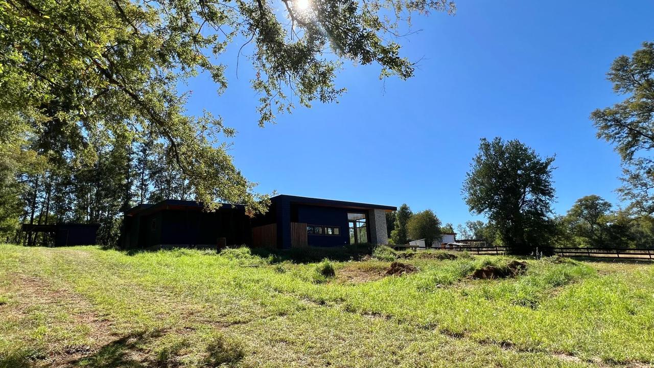 WhatsApp Image 2025-03-17 at 22.59.44 (1)