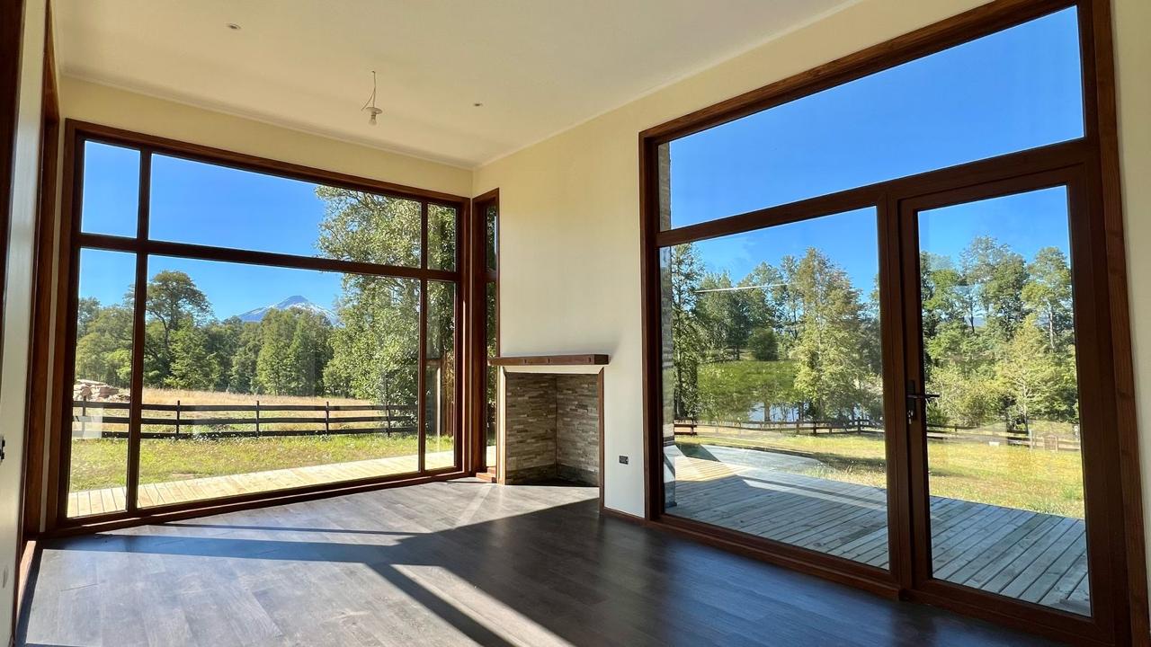 WhatsApp Image 2025-03-17 at 22.59.45 (2)