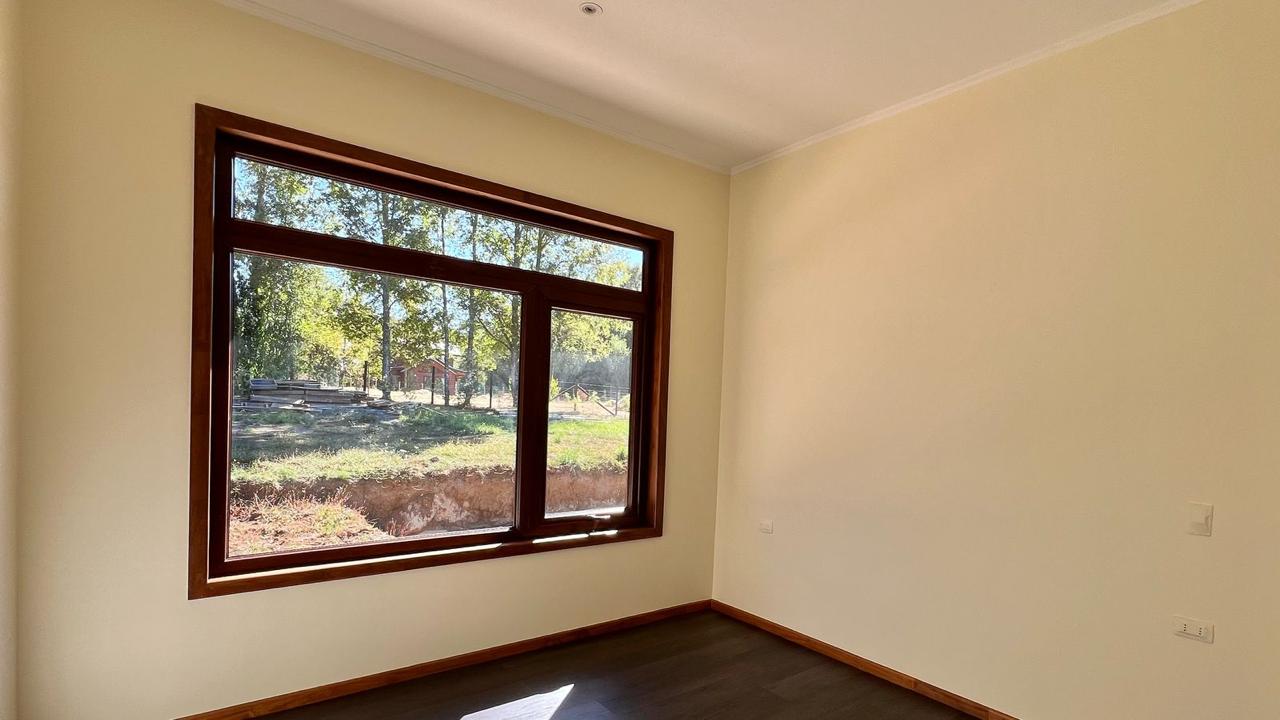 WhatsApp Image 2025-03-17 at 22.59.48