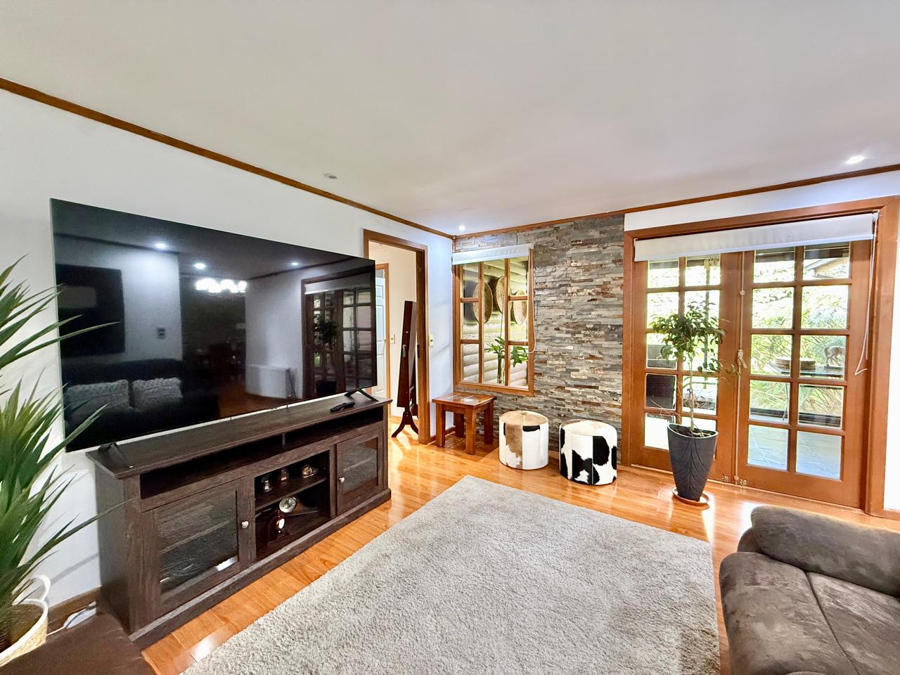 6e91782f-5ce5-45a5-9055-325cf71fbf22