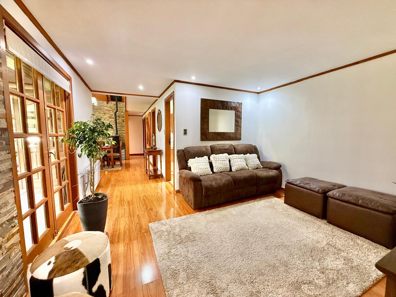 8a281948-2b3f-490a-a4f0-c7d916e3d9f6