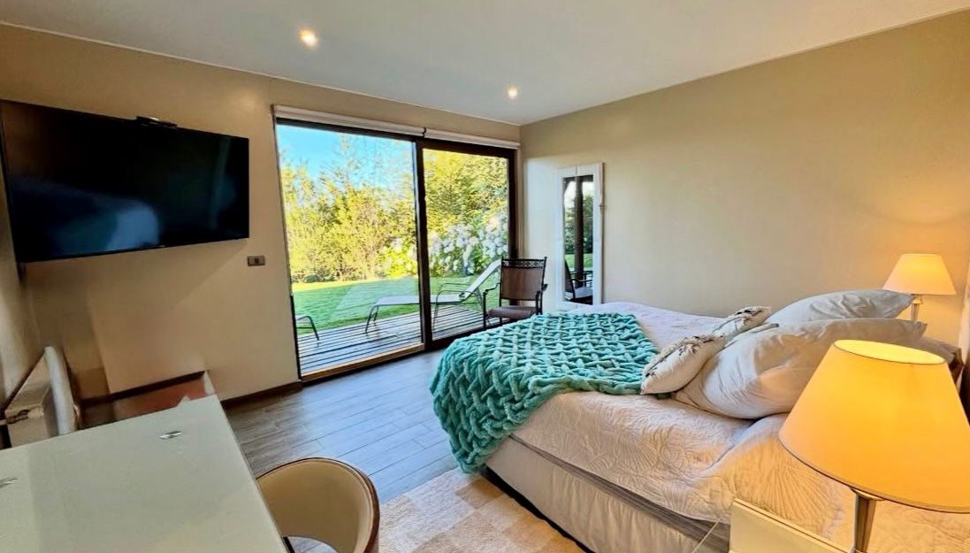 81c4d16e-46f0-4b54-8c7e-d0dd939a2e45