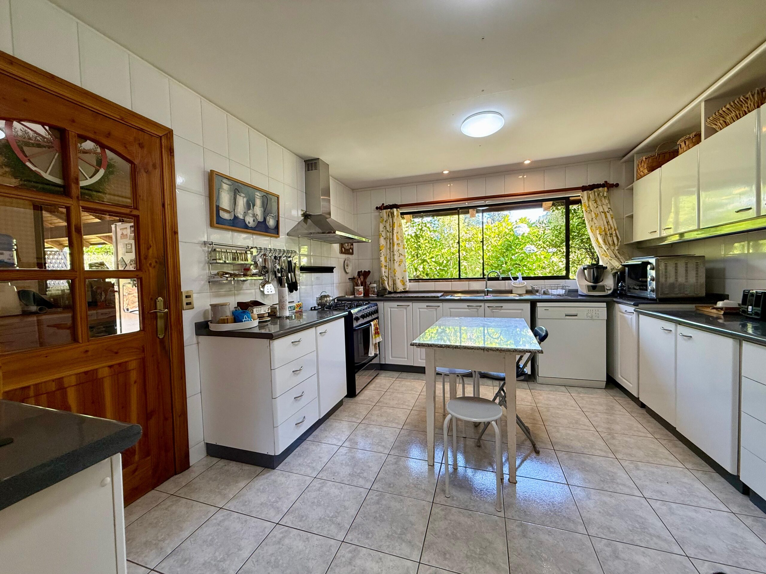 6d08b95e-c183-4a41-af89-c99c8e250ad8