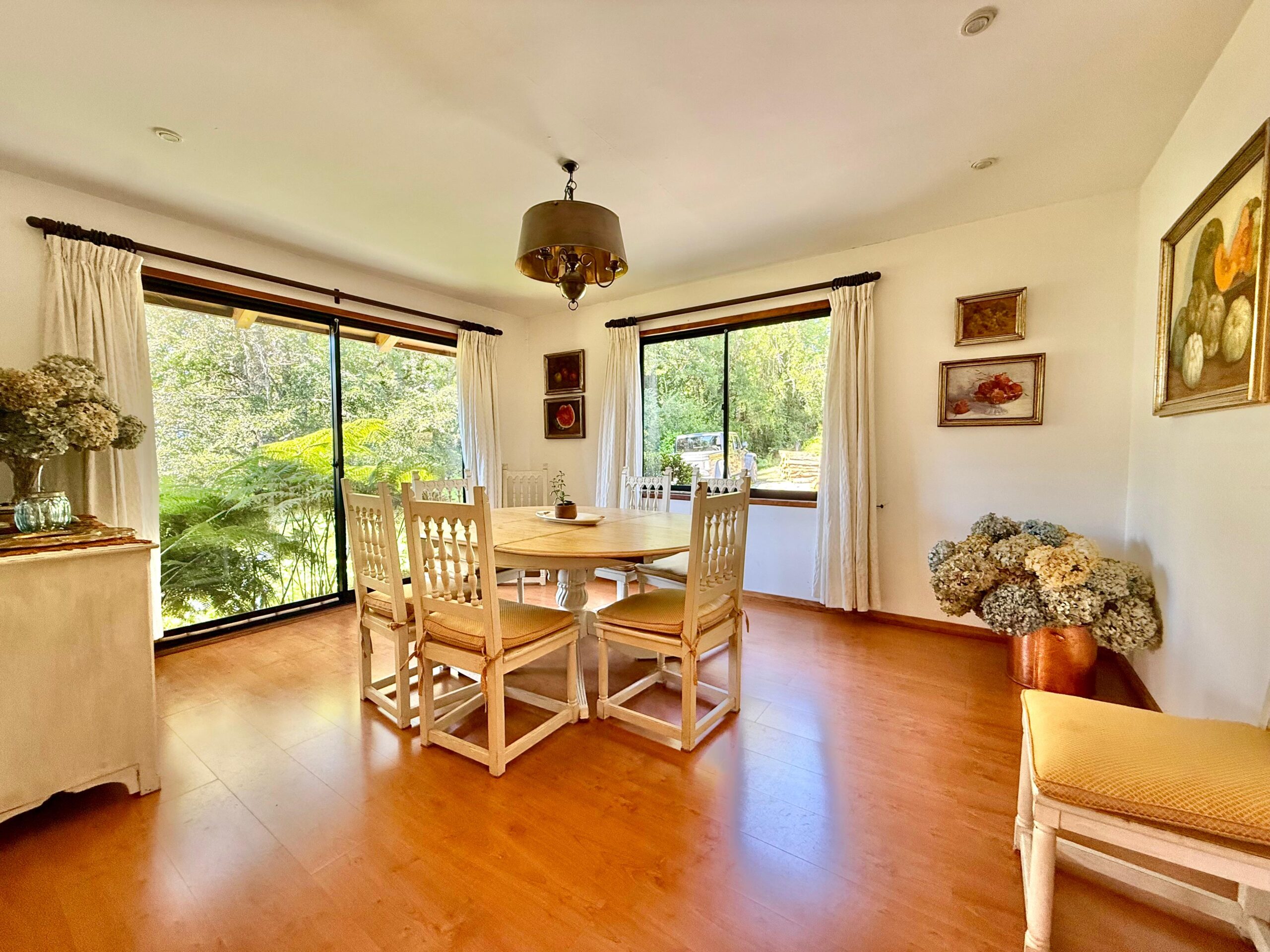 9437d857-918f-4a37-b2c8-2a0526b0f527