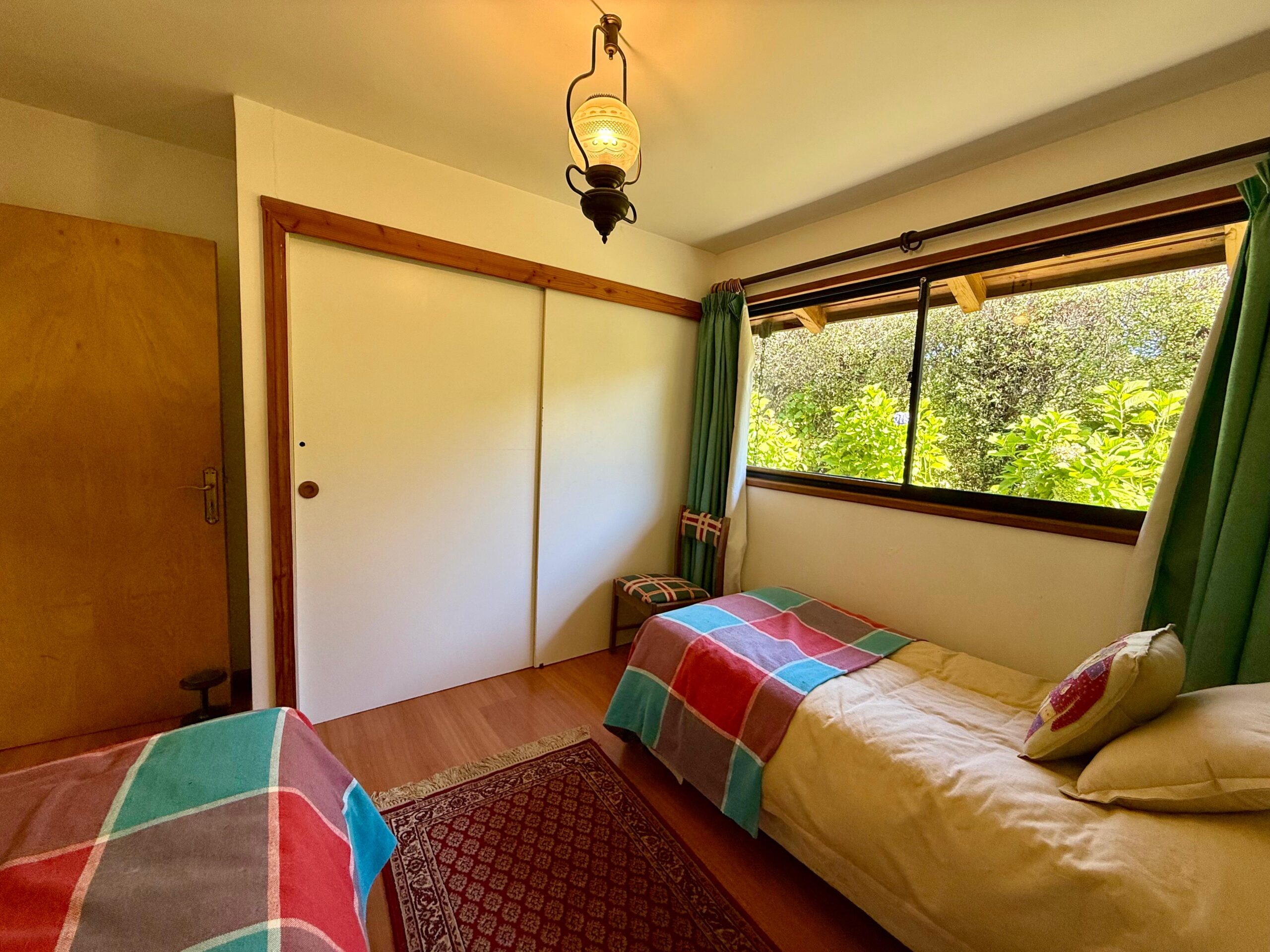 a136462a-f03d-41c7-ac3e-1c70a586b697