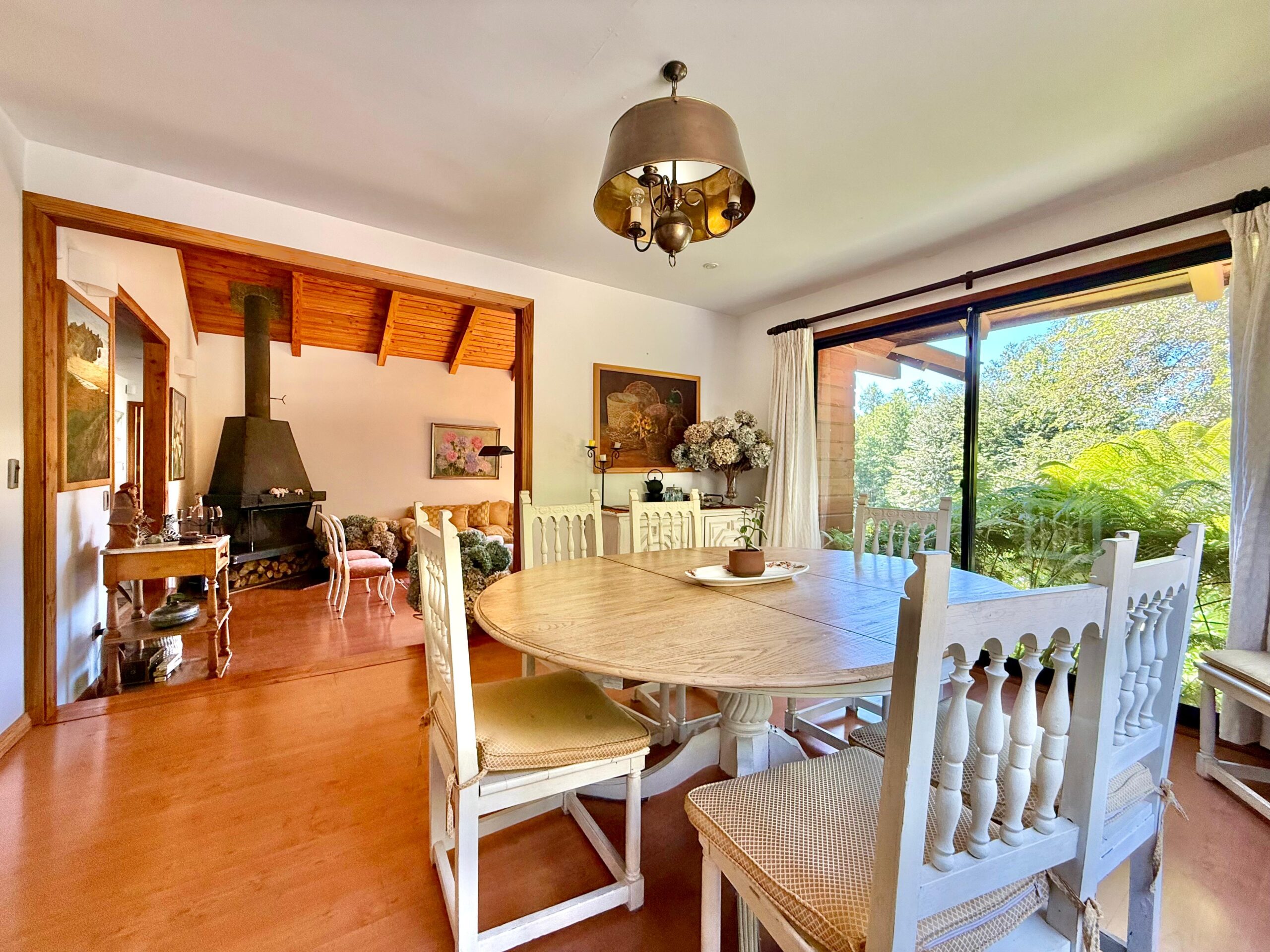 ea264f58-5052-424c-b600-690ba4ba26d1