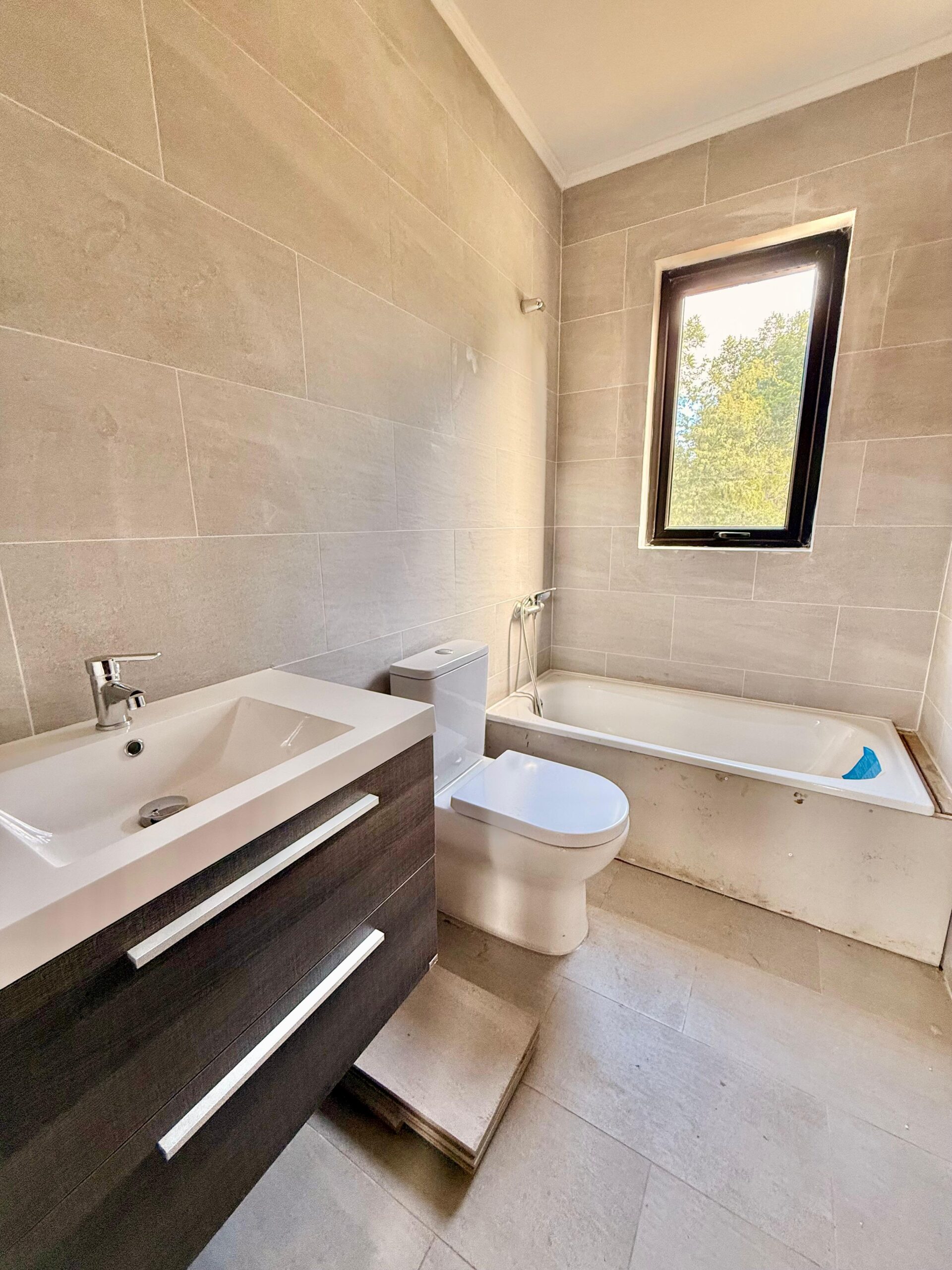 fe7a8edc-eaf1-496c-9586-10bb584425d7