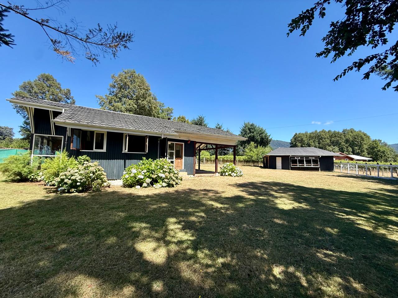 5cf002c0-95c8-4f2f-82c1-737e9c7c21f2