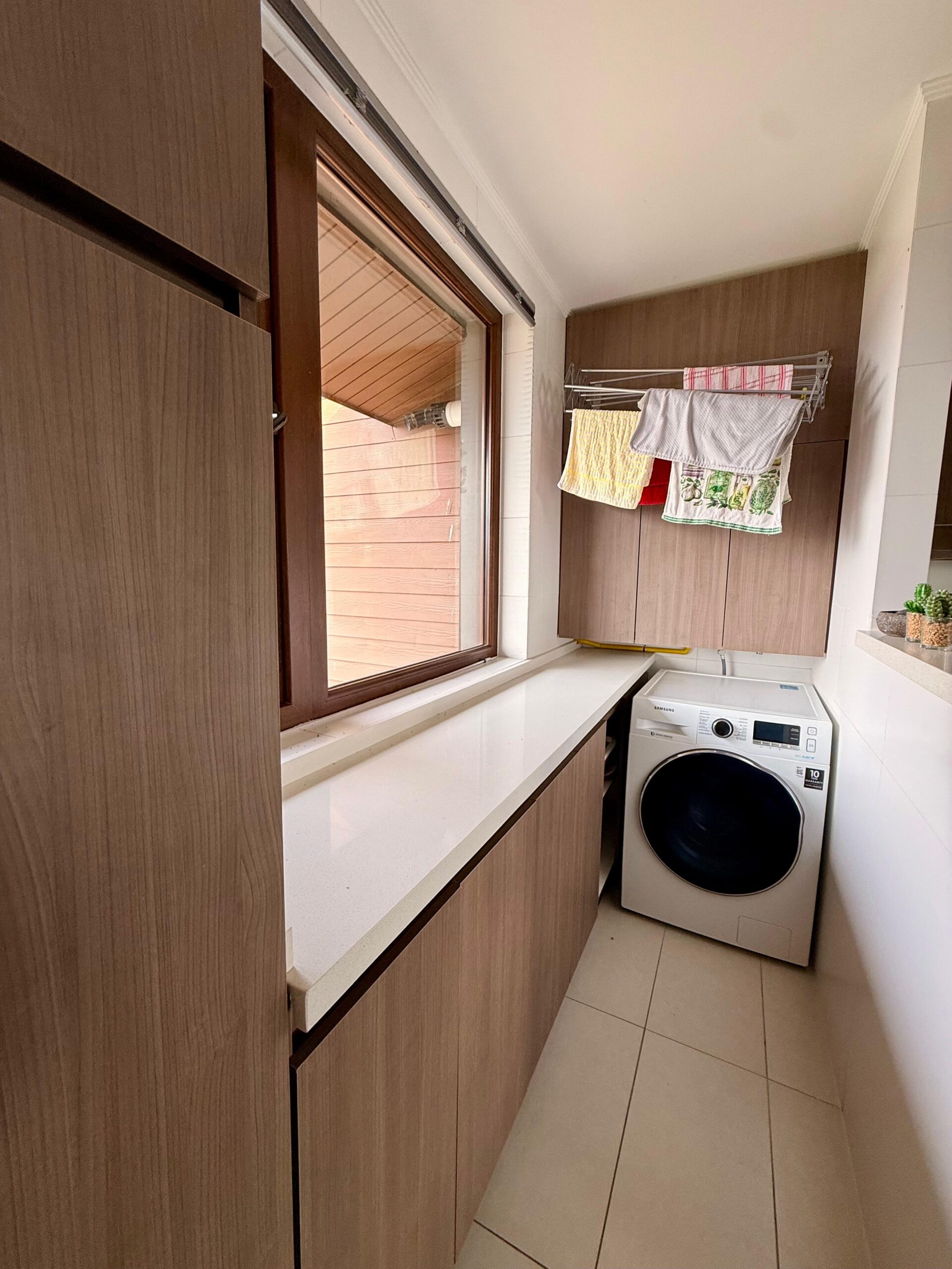 e4b7259c-82a5-4587-9c52-43373b1997ca